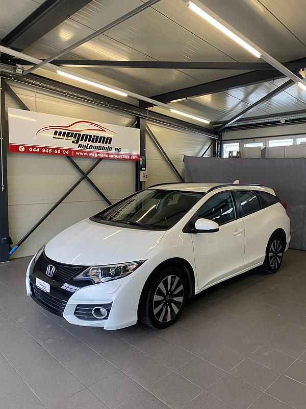 Weiss Gebraucht 2016 Honda Civic Elegance Kombi | CHF 15’000 (Fairer Preis) - Bild 1/4