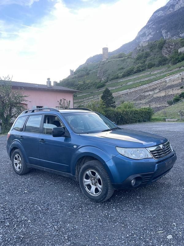 Gebraucht 2009 Subaru Forester Comfort SUV | CHF 1’900 (Superpreis) - Bild 1/4
