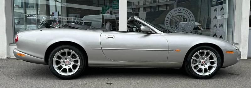 Gebraucht Jaguar XKR S 363 PS (266 kW) 1999 Silber Cabrio
