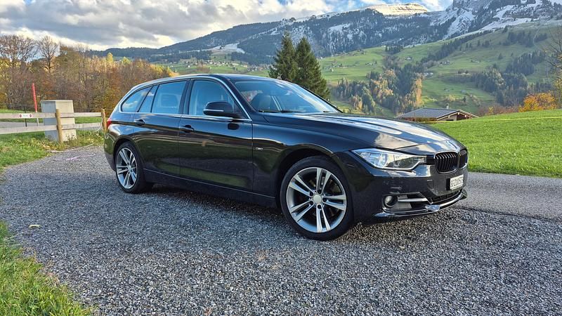 Gebraucht BMW 328 Sport Line 245 PS (180 kW) 2013 Kombi