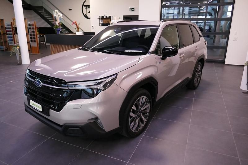 Grau Neu 2025 Subaru Forester SUV | CHF 49’800 (Etwas zu teuer) - Bild 1/4