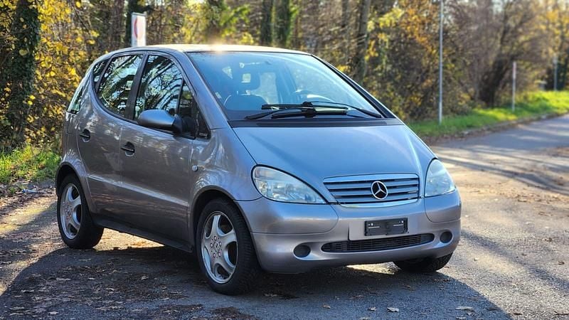 Gebraucht 2000 Mercedes A190 Limousine | CHF 990 - Bild 1/4
