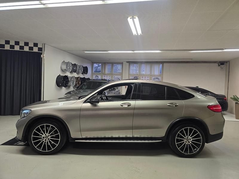 Gebraucht Mercedes GLC300 AMG line 245 PS (180 kW) 2018 Coupé