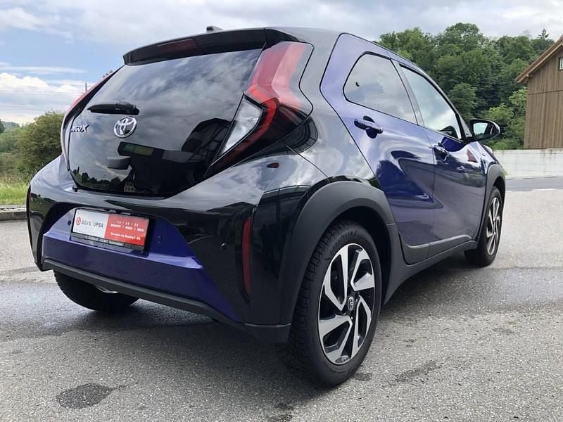 Gebraucht Toyota Aygo X Trend 72 PS (52 kW) 2023 Blau SUV