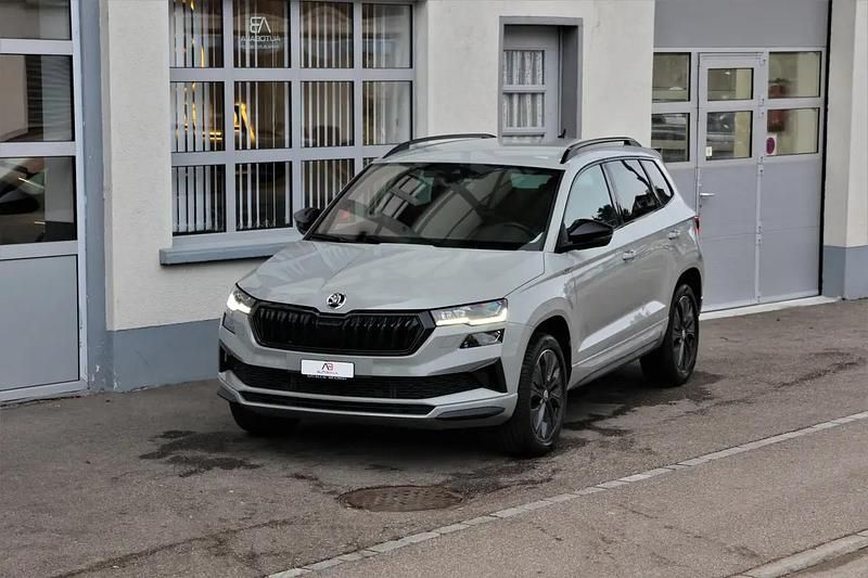 Gray Gebraucht 2025 Skoda Karoq SportLine SUV | CHF 29’850 (Superpreis) - Bild 1/4