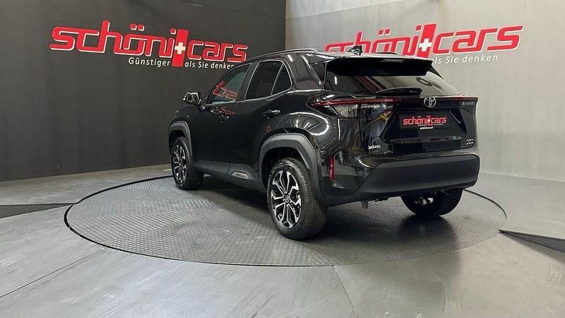 Neu Toyota Yaris Hybrid Trend 130 PS (95 kW) 2025 Schwarz Kleinwagen