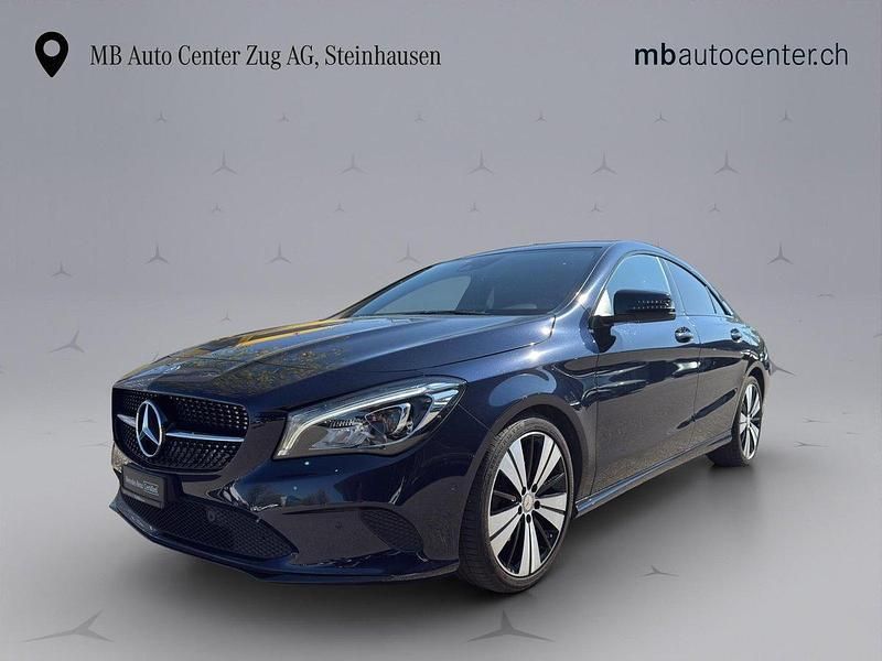 Gebraucht Mercedes CLA200 Urban 156 PS (114 kW) 2018 Blau Limousine