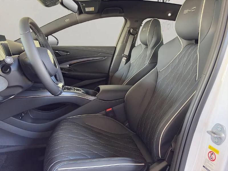 Neu BYD Seal 389 kW (530 PS) 2026 Weiss Limousine