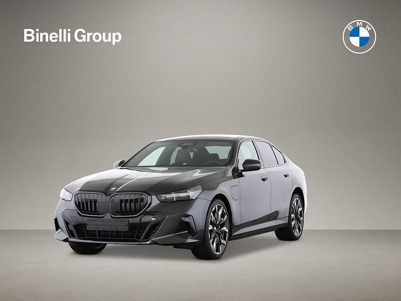 Neu BMW 550e Comfort Edition 489 PS (359 kW) 2025 Anthrazit Limousine