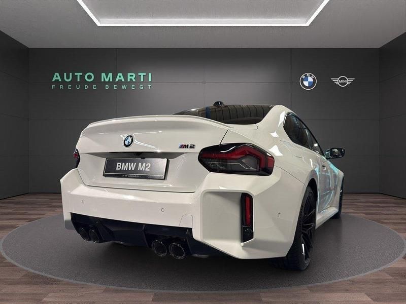 Neu BMW M2 Shadowline 480 PS (353 kW) 2025 Weiss metallic mét. Coupé