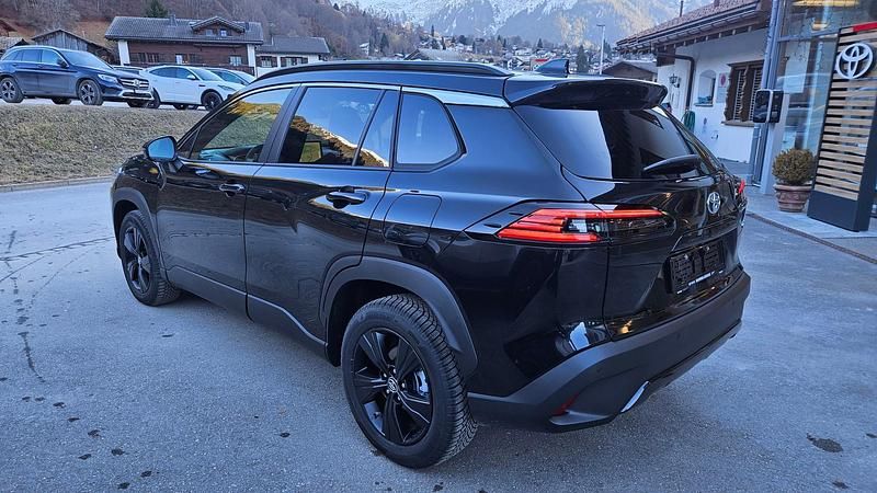 Neu Toyota Corolla Cross Trend 179 PS (131 kW) 2025 Schwarz SUV