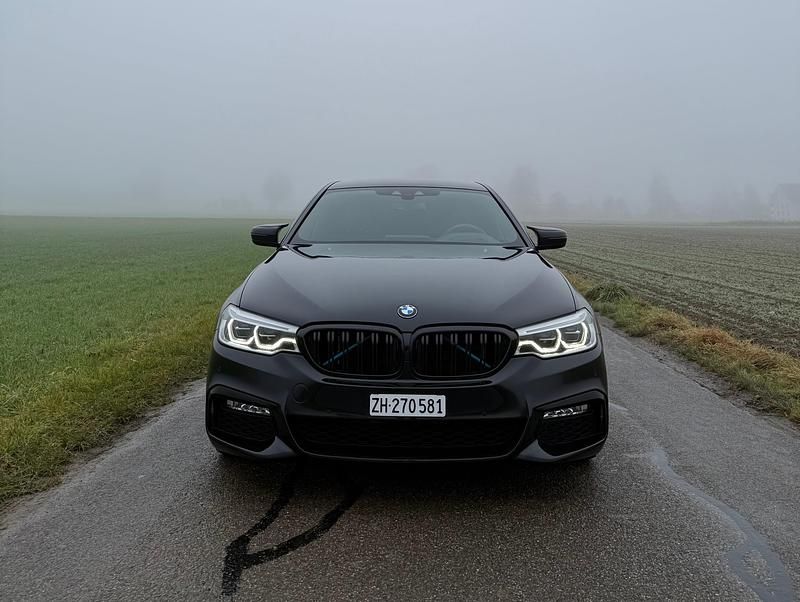 Gebraucht BMW 530 Sport Line 265 PS (194 kW) 2017