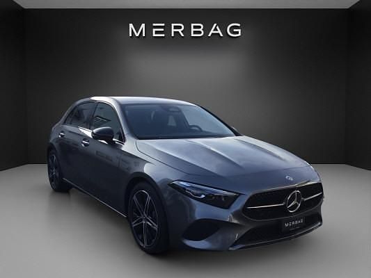 Neu Mercedes A220 190 PS (139 kW) 2025 Grau Limousine