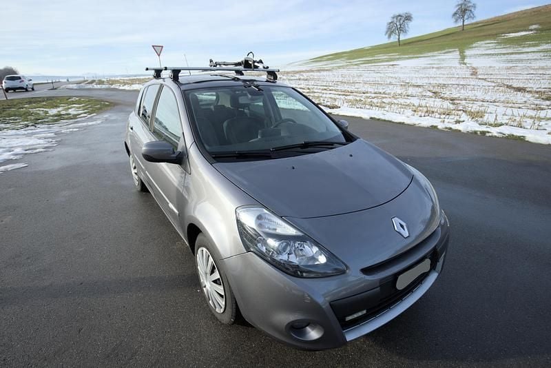 Gebraucht Renault Clio II Exception 101 PS (74 kW) 2010
