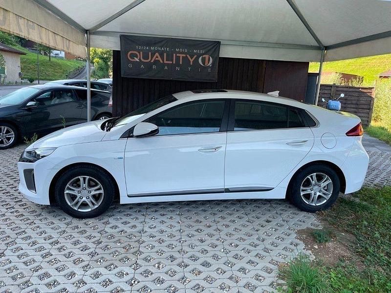 Gebraucht Hyundai Ioniq 105 PS (77 kW) 2017 Kleinwagen