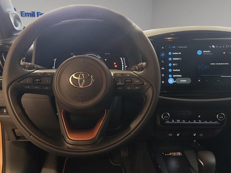 Neu Toyota Aygo X Style 116 PS (85 kW) 2025 Braun SUV