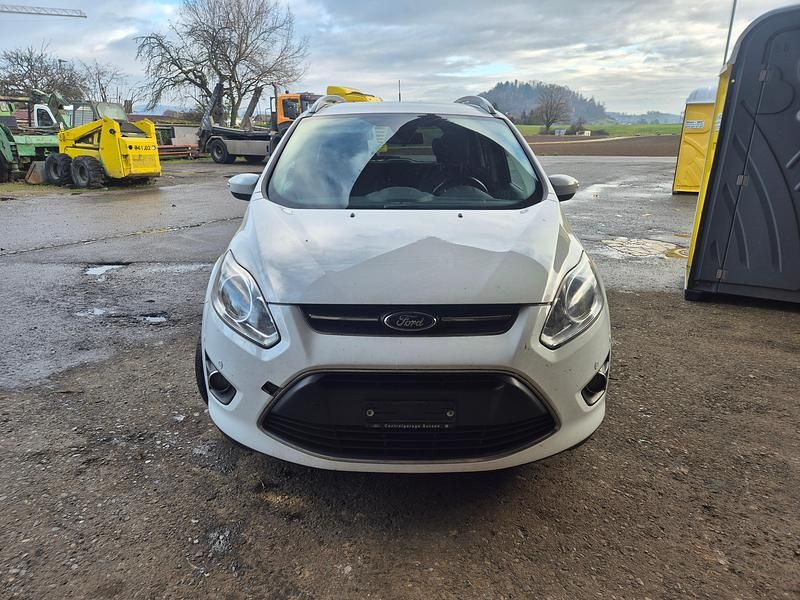 Gebraucht 2013 Ford Grand C-Max Van / Kleinbus | CHF 1’100 (Superpreis) - Bild 1/4