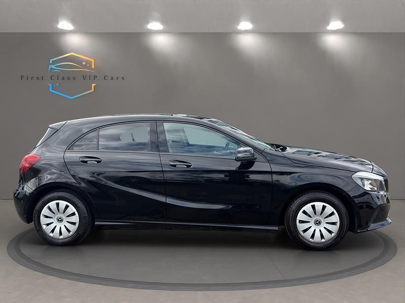 Gebraucht Mercedes A160 Urban 102 PS (75 kW) 2018 Limousine