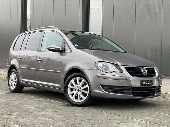Gebraucht 2010 VW Touran Team Van / Kleinbus | CHF 7’900 (Etwas zu teuer) - Bild 1/4