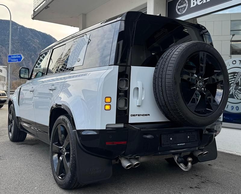 Gebraucht Land Rover Defender 525 PS (386 kW) 2022 SUV
