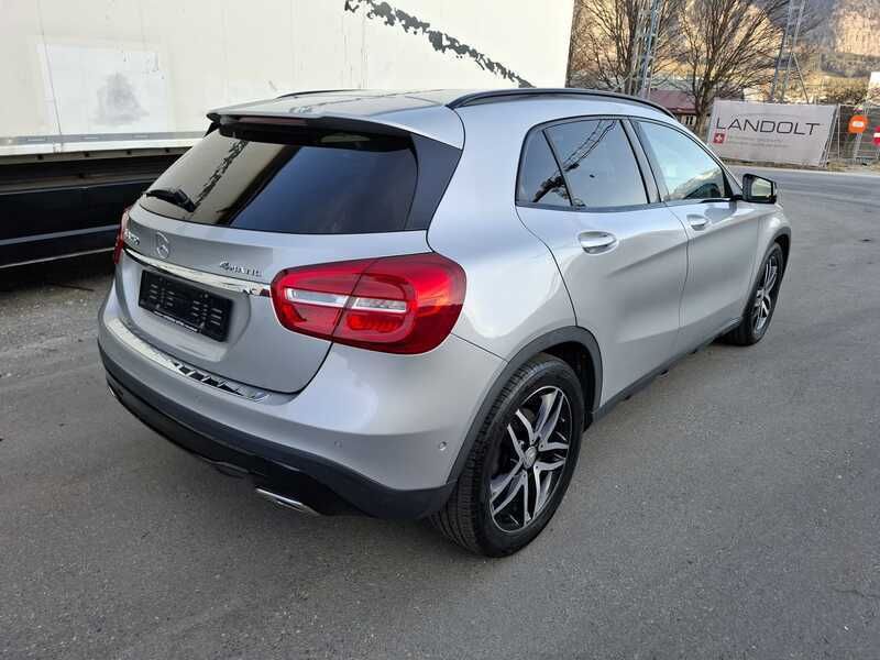 Gebraucht Mercedes GLA250 Urban 211 PS (155 kW) 2015 SUV