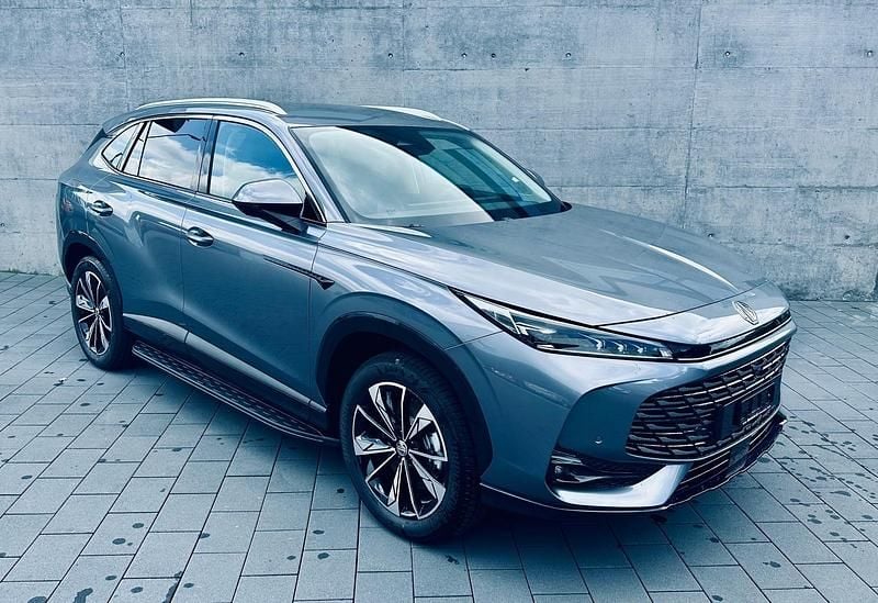 Grau Neu 2025 MG HS Luxury SUV | CHF 35’640 - Bild 1/4