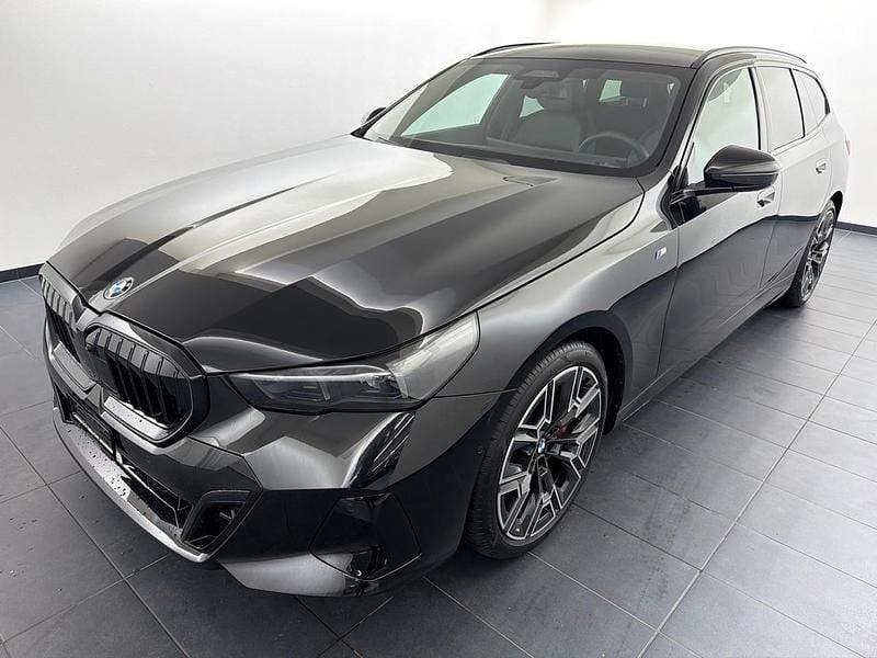 Gebraucht 2025 BMW 540 Comfort Edition Kombi | CHF 68’500 - Bild 1/4