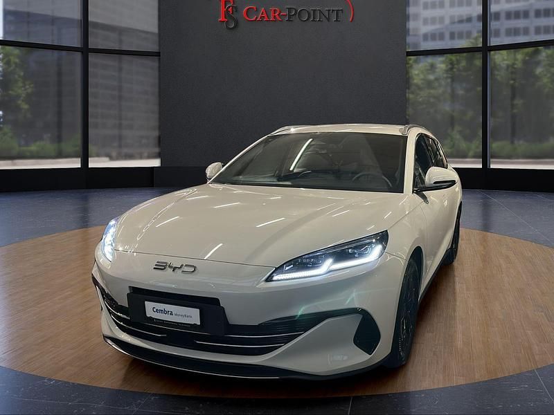 Neu BYD Seal Boost 184 PS (135 kW) 2025 Beige Kombi