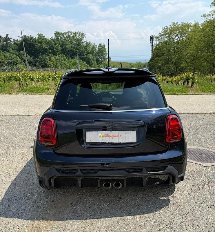 Gebraucht Mini John Cooper Works 231 PS (169 kW) 2022 Schwarz Kleinwagen