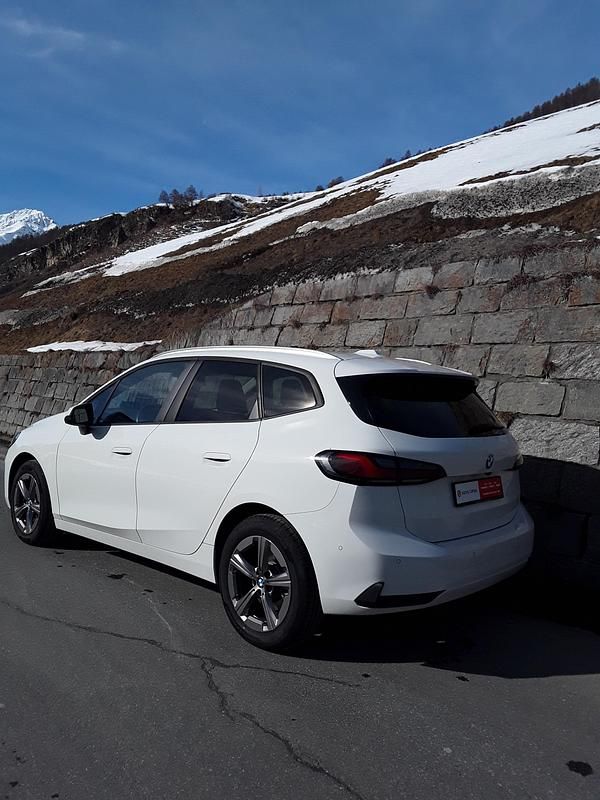 Gebraucht BMW 223 Active Tourer 197 PS (144 kW) 2023 Van / Kleinbus