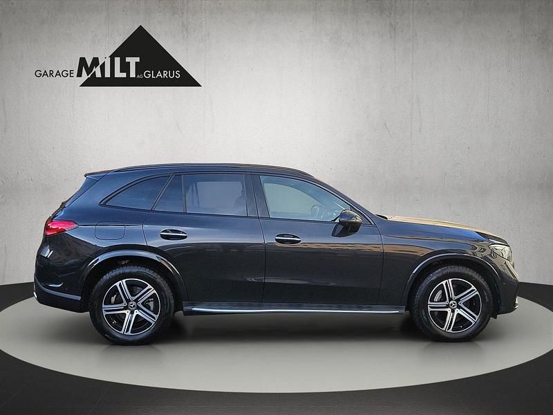 Gebraucht Mercedes GLC200 AMG line 227 PS (166 kW) 2024 SUV