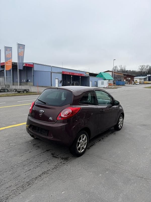 Gebraucht Ford Ka Titanium 69 PS (50 kW) 2011 Kleinwagen