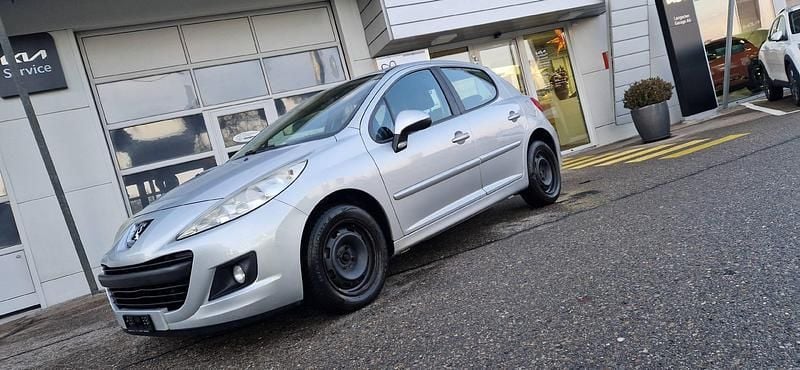 Silber Gebraucht 2010 Peugeot 207 Limousine | CHF 1’800 (Guter Preis) - Bild 1/4