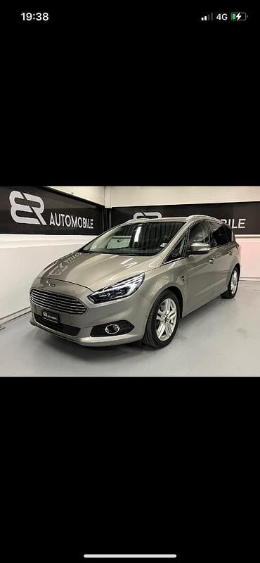 Gebraucht 2015 Ford S-MAX Titanium Van / Kleinbus | CHF 12’499 (Fairer Preis) - Bild 1/4