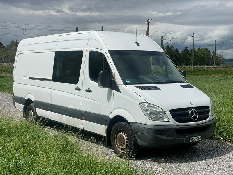 granatowe trampki converse