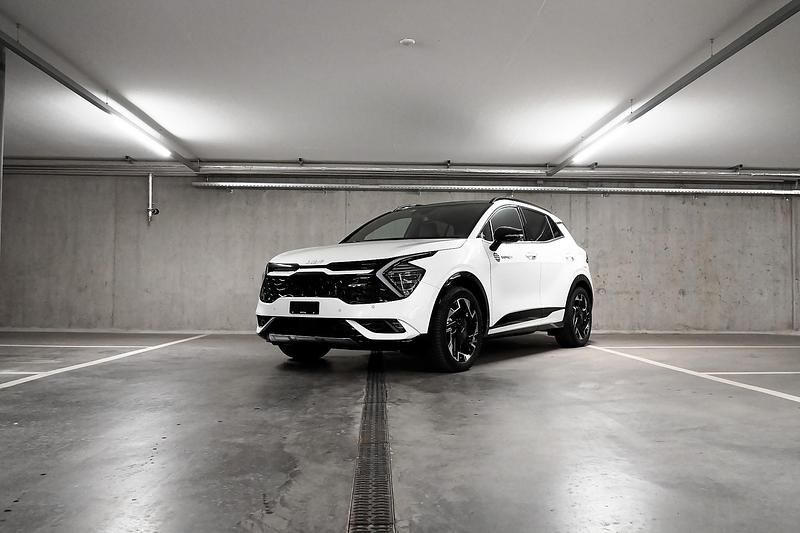 Weiss Neu 2025 Kia Sportage GT-Line SUV | CHF 49’900 (Etwas zu teuer) - Bild 1/4