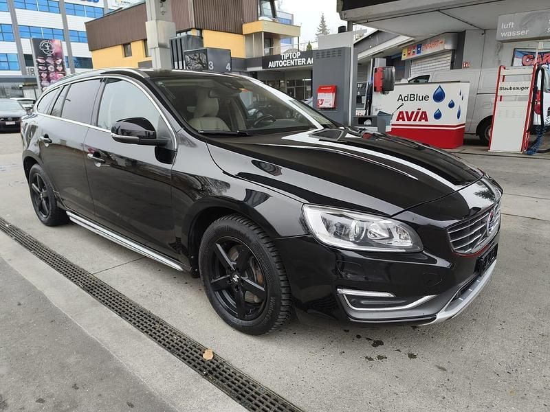 Gebraucht Volvo V60 Summum 304 PS (223 kW) 2013 Kombi