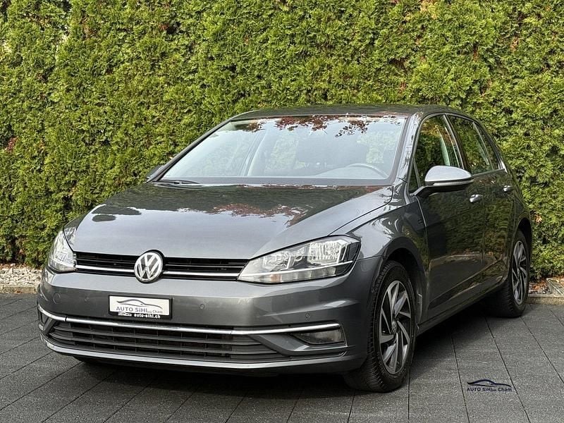 Gebraucht VW Golf VII Comfortline 125 PS (91 kW) 2018 Limousine