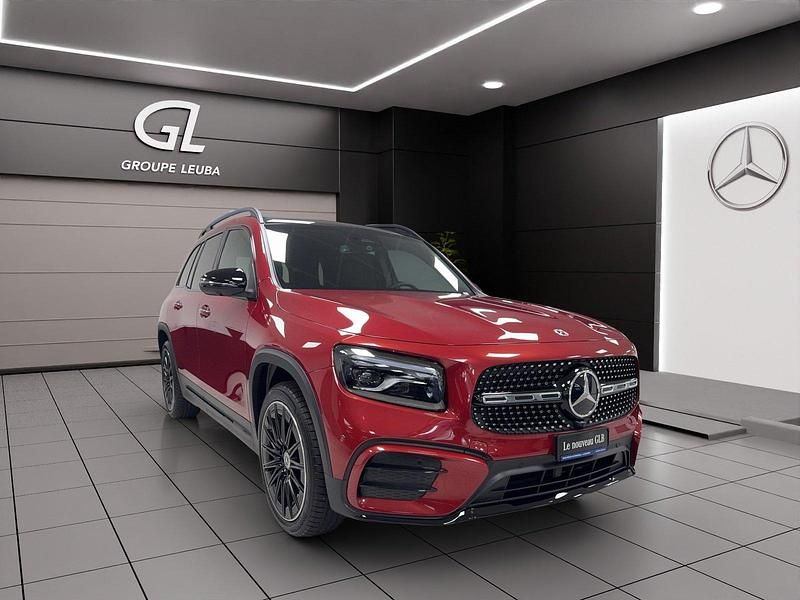 Gebraucht Mercedes GLB250 224 PS (164 kW) 2024 Rot SUV