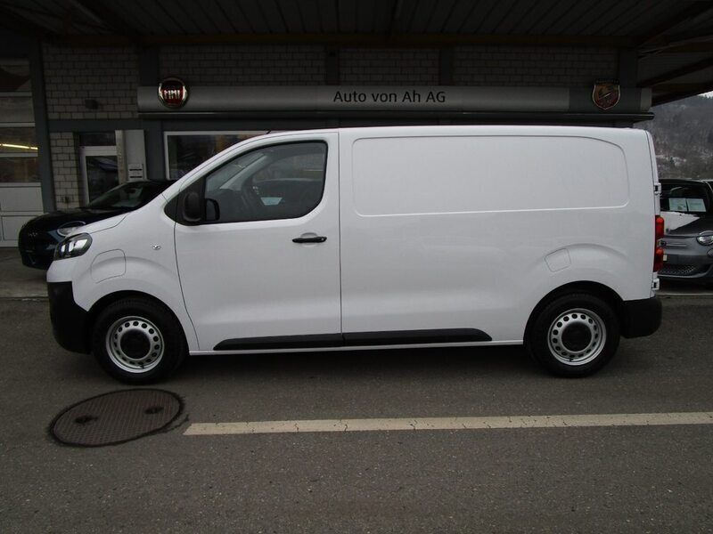 Gebraucht 2023 Fiat e-Scudo Business Van / Kleinbus | CHF 30’500 - Bild 1/4