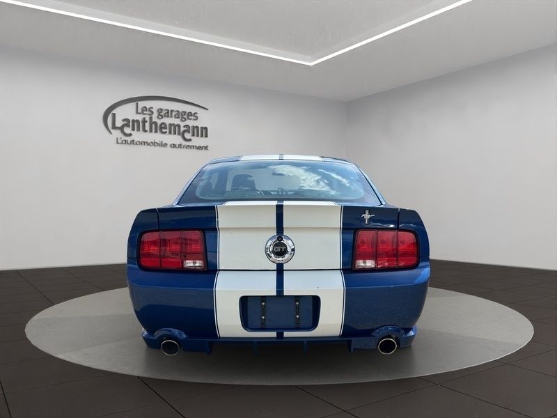 Gebraucht Ford Mustang GT 2005 Weiss Coupé