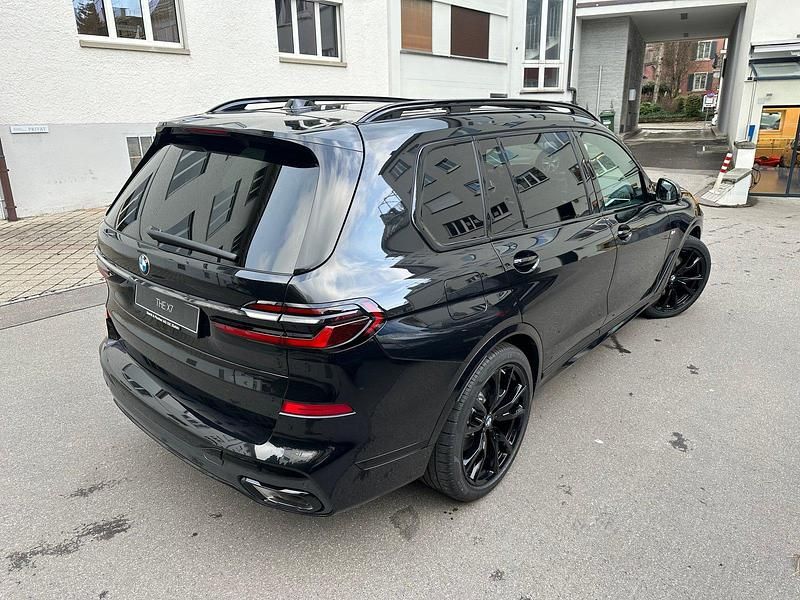Neu BMW X7 M Sport 340 PS (250 kW) 2026 SUV