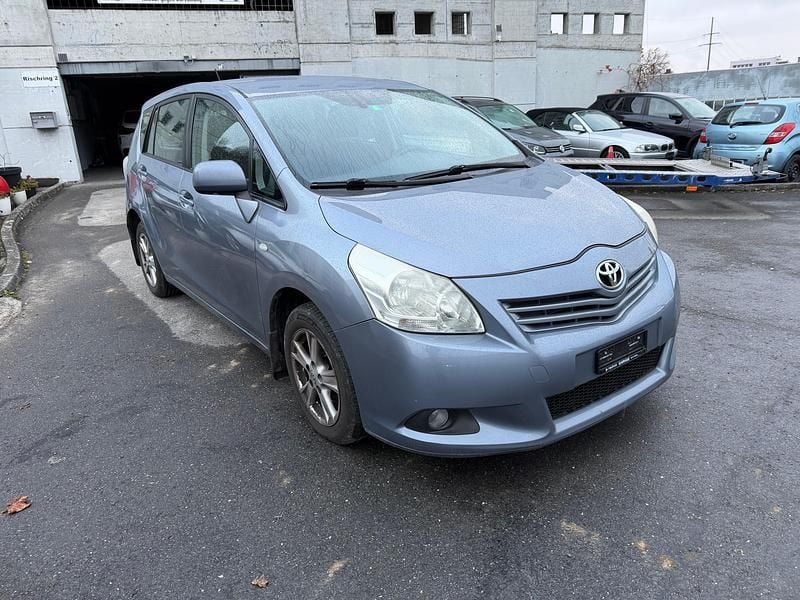 Gebraucht 2010 Toyota Verso Terra Van / Kleinbus | CHF 2’200 (Fairer Preis) - Bild 1/4
