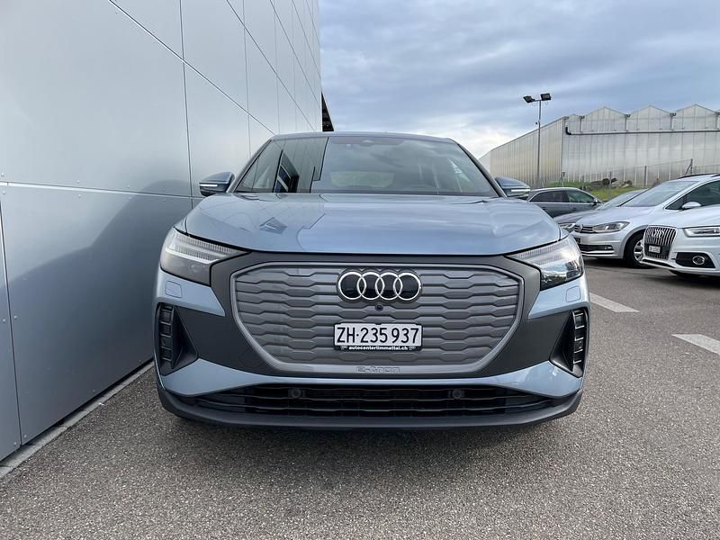 Gebraucht Audi Q4 Sportback e-tron S-Line 150 kW (204 PS) 2022 Blau SUV