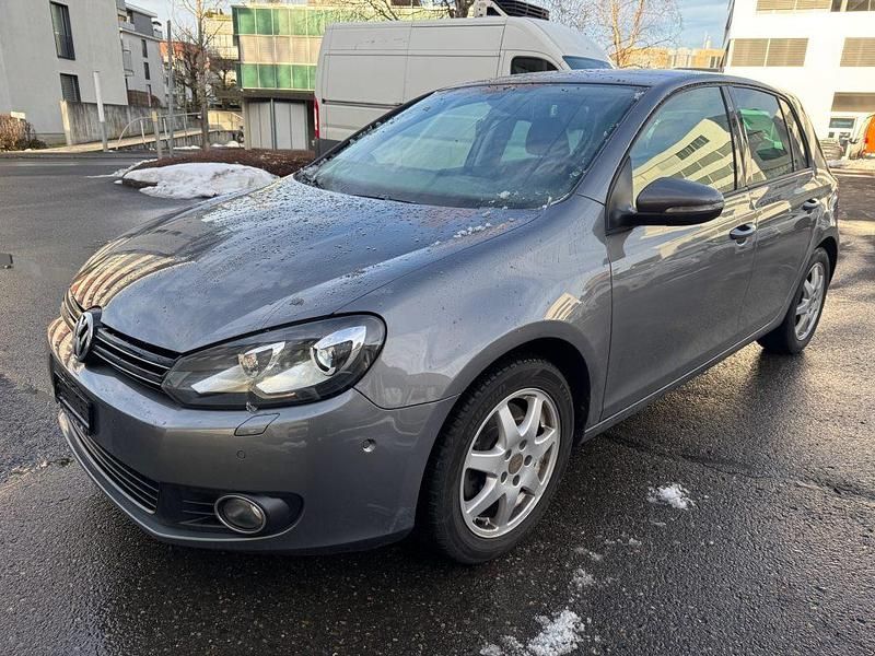 Gebraucht VW Golf Team 160 PS (117 kW) 2010 Limousine