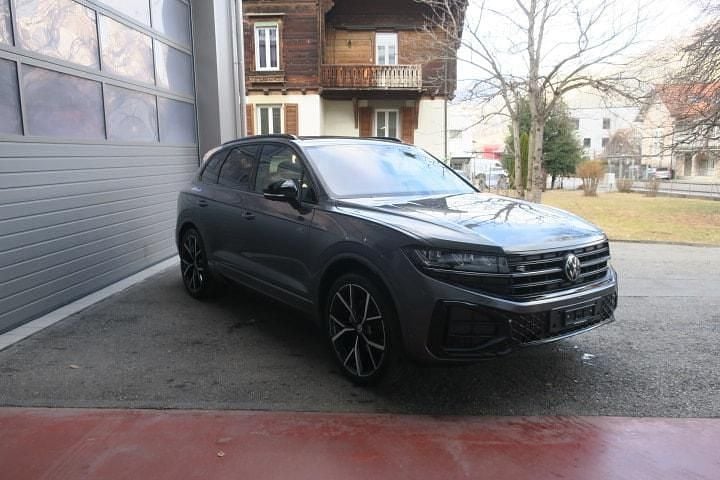 Gebraucht VW Touareg R-line 286 PS (210 kW) 2023 SUV