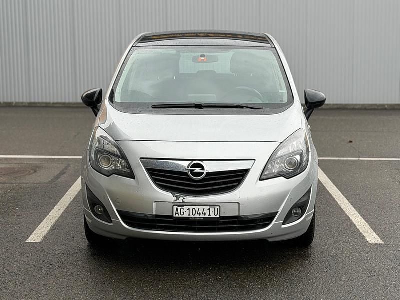 Gebraucht Opel Meriva Color Edition 140 PS (102 kW) 2014 Van / Kleinbus