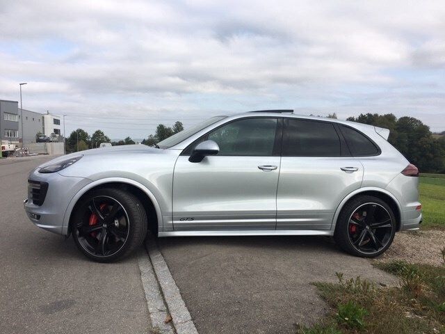 Gebraucht 2016 Porsche Cayenne GTS SUV | CHF 61’500 - Bild 1/4