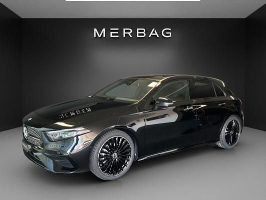 Schwarz Neu 2025 Mercedes A200 Night Limousine | CHF 44’500 (Superpreis) - Bild 1/4