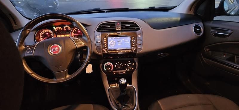 Gebraucht Fiat Bravo Dynamic 120 PS (88 kW) 2012 Kleinwagen